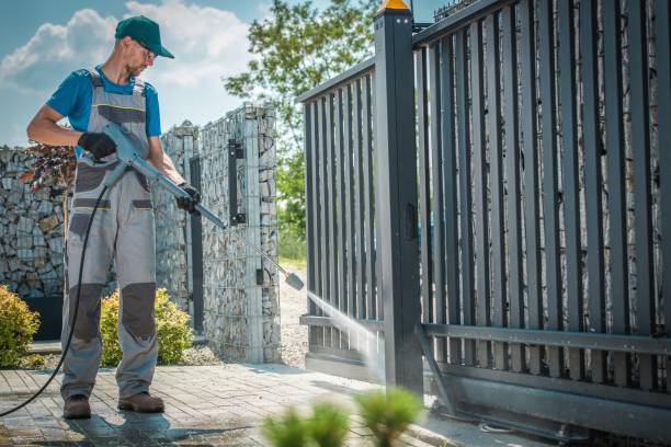 Post-Construction Pressure Washing in Wellston, MO